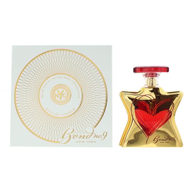 New York Forever, launched in 2023, is a fragrance for women and men by Bond No 9. Perfect for Winter and fall, Created by Domitille Michalon Bertier this fragrance can be worn both night and day. This fragrance contains top notes Cinnamon Middle notes of this fragrance are Patchouli and Vanilla with base notes of Amber, Earthy Notes, Moss, Labdanum, Honey and Musk.