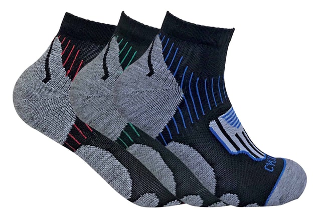 If you are an avid cycler and are looking for a reliable pair of functional cycling socks to keep your feet comfortable and temperature regulated whilst you are cycling, then consider these men’s cycling socks. These men’s cycling socks have many features that will help maintain your performance. Firstly, they are moisture wicking which helps keep your feet dry, breathable and temperature regulated keeping them cooler in the summer. The mesh panels knitted in the sock facilitate this. Their short length also allows for more flexibility and breathability. The sock is also layered with cushioned fabric to prevent blisters and keep your feet generally comfortable. The cushioned areas protect the heel, toe, and guard against Achilles tendon damage. These socks are also hard wearing with a high polyester content to make them durable. These men’s cycling socks are available in a 3-pair pack and come in a size 6-11 UK 39-45 EU 7-12 US. They are made from 45% polyester 35% acrylic 18% polyamide and 2% elastane. They are also safely machine washable.