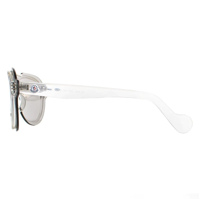 Moncler Round Unisex Crystal Grijs Mirror ML0055 ML0055 zijn een strak ronde ontwerp gemaakt van lichtgewicht acetaat. De dubbele brug voegt extra comfort toe, terwijl het Moncler -logo op de tempels voor authenticiteit is.