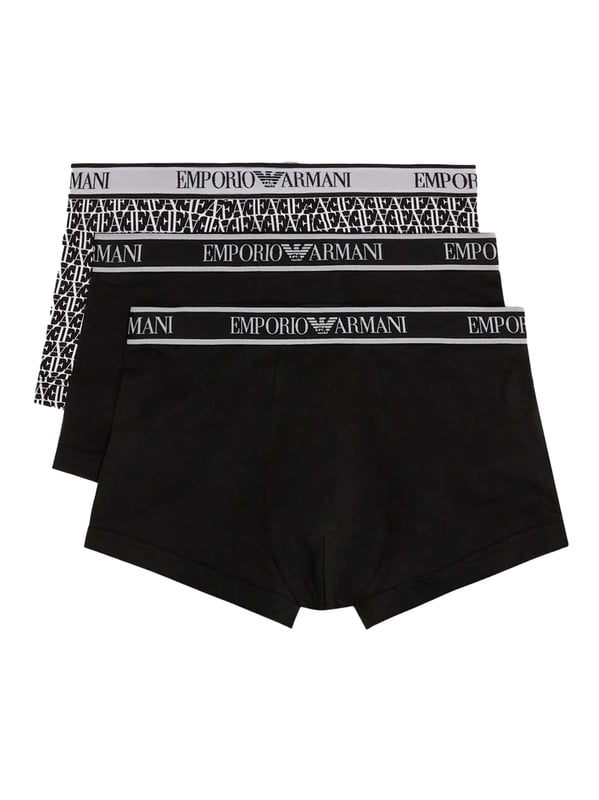 Mens Emporio Armani 3 Pack of Trunks in black.- Branded elasticated waistband.- Stretch fabric.- 95% Cotton  5% Elastane.XS = 27-29inS = 30-32inM = 32-34inL = 34-36inXL = 37-39inXXL = 39-41in- Ref: 11213041735421We regret that underwear is non-returnable due to hygiene reasons.