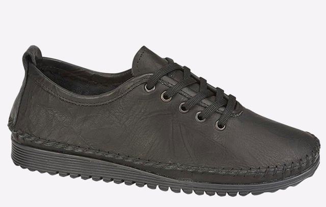 Be sure to get a on trend look every time with these must have Nevaeh Flexi Lace shoes from Mod Comfys
- Softie Leather upper
- Heel pull loop
- Cushioned footbed
- Elasticated laces
- Durable rubber outsole