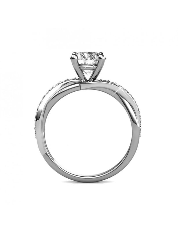 Raffinerad, elegant, vår Eleanor-ring är gjord för dig. Den består av kvalitetskristaller, låt dig förföras av den här ringen och du kommer aldrig att lämna den.