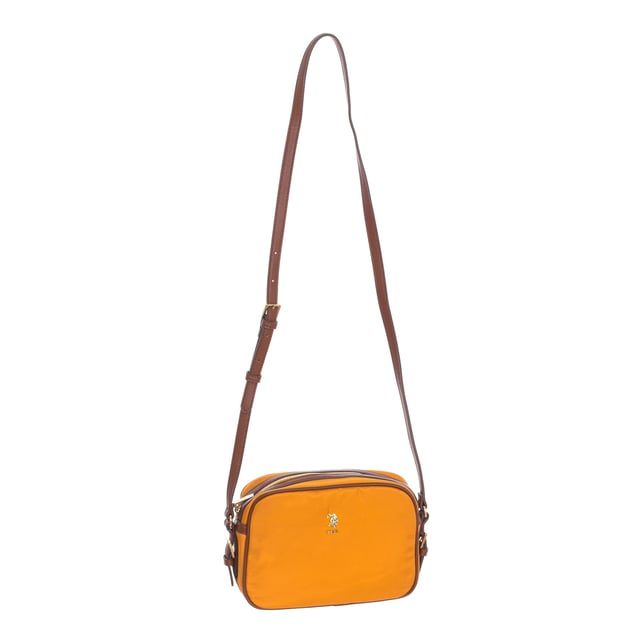 Crossbody bag U.S. POLO ASSN.
 Synthetic.
 Zipper closure.
 Back pocket with zipper closure
 Front interior: Two open pockets.
 Back interior: One zipper pocket.
 Adjustable strap.
 Interior lining with brand print.
 Brand logo on the front.
 Seams seen in tone.
 Measures: 24x17x8cm
 Composition: 80% Nylon, 20% Polyurethane
 Care:
Clean with a wet cloth.