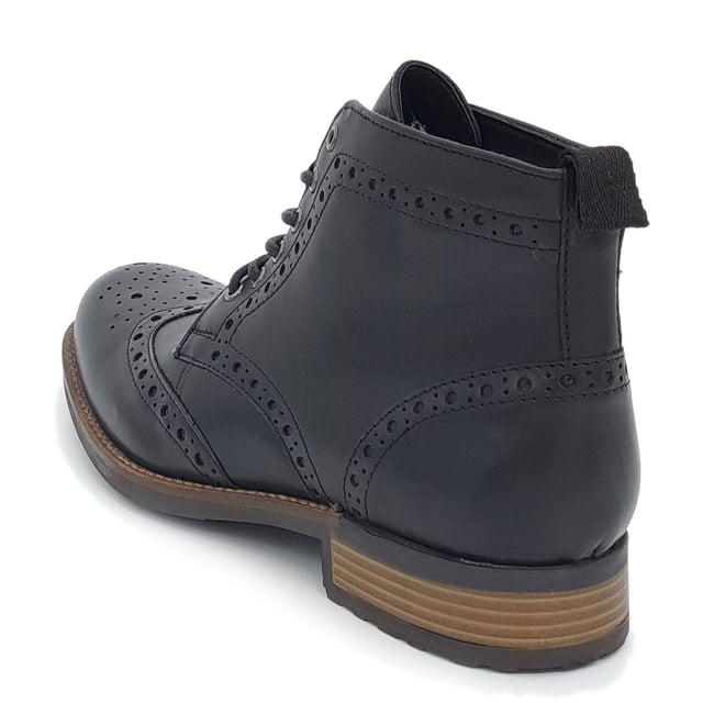 Kingston footwear hotsell