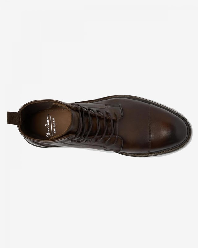 Chaves is a beautifully casual derby boot, perfect for weekend walks. Hand crafted in dip dyed leather for a unique finish and a rich depth of colour, it's then finished with a cleated rubber sole for added grip and durability.

Dip dyed leather upper
Calf leather lining
Leather sole with rubber inlay
Cotton heel pull tab
Hand-burnished toecap

 