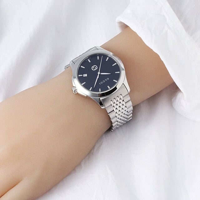 Manufacturer part number: YA1264106Brand: GucciEAN: 7319034560217Movement: QuartzBracelet color: Silver-toneWaterproofing: 50M (5ATM)Dial color: BlackBracelet material: Stainless steelDial diameter: 38mmDisplay: AnalogCase material: Stainless steelGender: Men'sStyle: LuxuryAge Group: AdultBracelet type: Two-piece strapShape: RoundCase color: Silver