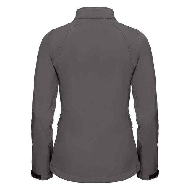 Materiaal: 92% Polyester, 8% Elastaan. Voering: Mesh, Microfleece. Stof: Softshell, Geweven. Ontwerp: Eenvoudig. 340gsm. Stoftechnologie: Ademend, Douchebestendig, Waterdicht, Winddicht. 3-laags membraan, kinbeschermer, Drop Tail, binnenste stormflap. Manchet: Verstelbaar, met treksluiting. Halslijn: Hoog-Neck. Mouwtype: Met lange mouwen. Zakken: 2 Zijzakken, 1 Borstzak, Rits. Bevestiging: Volledige ritssluiting. Waterdichte classificatie: 5000mm. Zoom: Bungeekoord, gebogen. Duurzaamheid: Amfori, Better Cotton Initiative, BSCI, Fair Labor Association, Oeko-Tex Standard 100 Gecertificeerd, WRAP Gecertificeerd. Geschikt voor: Decoratie.