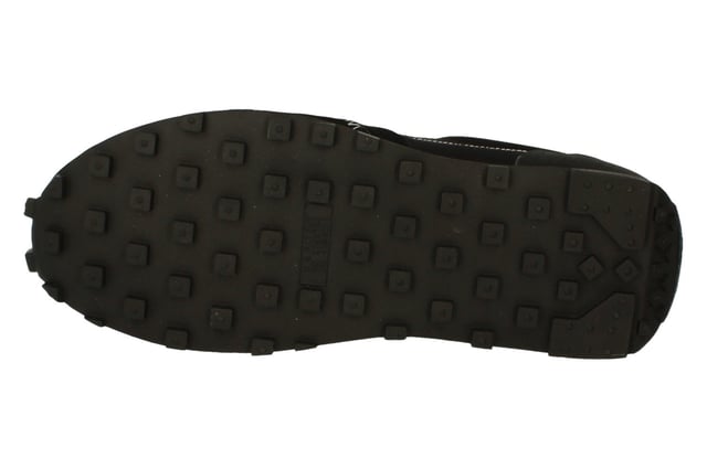 Introducing the Nike Dbreak-Type Mens Trainers. The CT2556 002 is designed with a cutting-edge silhouette and responsive cushioning for maximum comfort. Sleek and stylish, these trainers feature the iconic Swoosh logo for a classic look. An ideal choice for workouts and casual occasions.
Nike Dbreak-Type Mens Trainers CT2556 - Black White 002