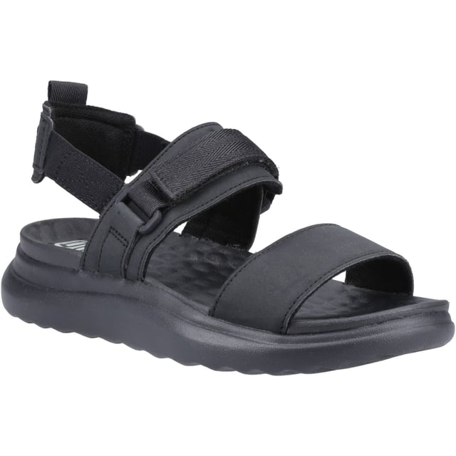 Designed with versatility in mind, the Collins Sandal Mono Sport is where form and function meet foot. On-trend style, lightweight cushioning, secure straps and ultimate comfort support you everywhere you go from day break to date night.