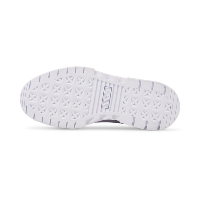 PRODUCT STORY Taking design elements from the city and injecting them with extra edge, the Mayze encompasses attitude. A classic PUMA silhouette, this eye-catching iteration has all the hallmarks of the original, like the textured and stacked rubber sole, but adds a sleek synthetic upper for a more modern spin on street style. Featuring a lightweight construction for all-day comfort, this progressive pair stands out with sophisticated style. FEATURES & BENEFITS CMEVA: PUMA's compression-moulded EVA material for lightweight performance DETAILS Leather upperEVA midsoleRubber outsoleSynthetic overlay on heel and eyestayLace closure for a snug fitSynthetic PUMA Formstrip at medial and lateral sidesPUMA Archive No. 1 Label at tongueDebossed and foil-printed PUMA No. 2 Logo at quarter and heel capPUMA Youth style: Recommended for older kids between 8 and 16 years
