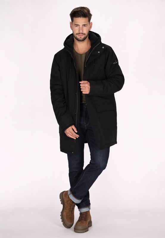 Ontdek de beste winterjas ontworpen voor lage temperaturen. Deze parka heeft een hoge kraag en een ritssluiting over de volledige lengte met drukknopen voor extra bescherming. Dankzij de verstelbare capuchon en lange mouwen zorgt hij voor warmte. Klepzakken verhogen de functionaliteit en het 5000 mm dikke waterdichte materiaal houdt je droog. Perfect voor een reis naar de bergen of een winteravontuur aan zee.  Winter parka