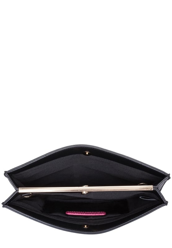 The statement clutch you’ve always WANTED. Make an impact with this bold monochrome number that will be sure to steal the attention. Grab it on the run or sling it over your shoulder for a swift getaway with the detachable gold chain strap. Features: , PU leather exterior, Bold graphic print, Detachable gold chain shoulder strap, Magnetic top opening, Gold hardware, Rigid metallic bar frame, Double compartment, Inner slip pocket Style Ref: 88148 BLACK