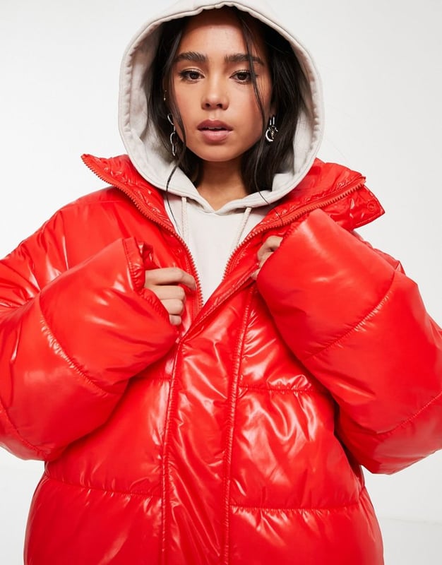 COLLUSION Unisex oversized puffer coat in red Multi