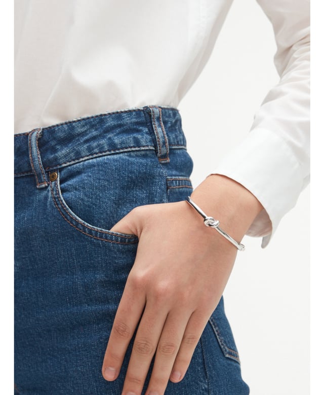 Hinge Bangle,  Length: 17.20 Cm