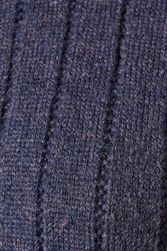 Ribbed knit texture for added visual interest
        Elegant bow detail at the back for a feminine touch
        Voluminous balloon sleeves create a striking silhouette
        Crew neckline for a classic finish
        Versatile design suitable for various casual occasions
    
    This Oasis Bow Back Ribbed Jumper effortlessly combines comfort with style, making it a must-have addition to your wardrobe. The ribbed knit texture adds depth and interest to the design, while the charming bow detail at the back introduces a delightful feminine flair. The jumper's standout feature is undoubtedly its voluminous balloon sleeves, which create a dramatic and eye-catching silhouette. For a casual yet chic ensemble, pair this jumper with a pleated leather-look skirt and knee-high boots, as shown in the image. This versatile piece is perfect for family gatherings, brunch dates, or casual outings with friends. To dress it up for evening drinks, consider swapping the boots for heeled ankle booties and adding statement earrings. The jumper's adaptable nature ensures it will become a go-to item in your wardrobe, easily transitioning from day to night with simple styling tweaks.
