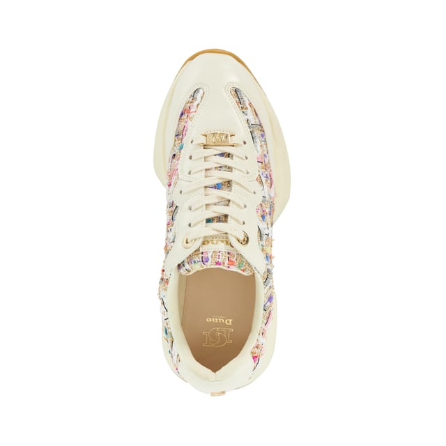 Emboss effortlessly boasts casual chic. These runner trainers are meticulously designed in-house, crafted with a reinforced sole and secure lace-up front fastening. Complete with stylish texture-clashing finishes and our bespoke 'DD'-interlocking at the sides.