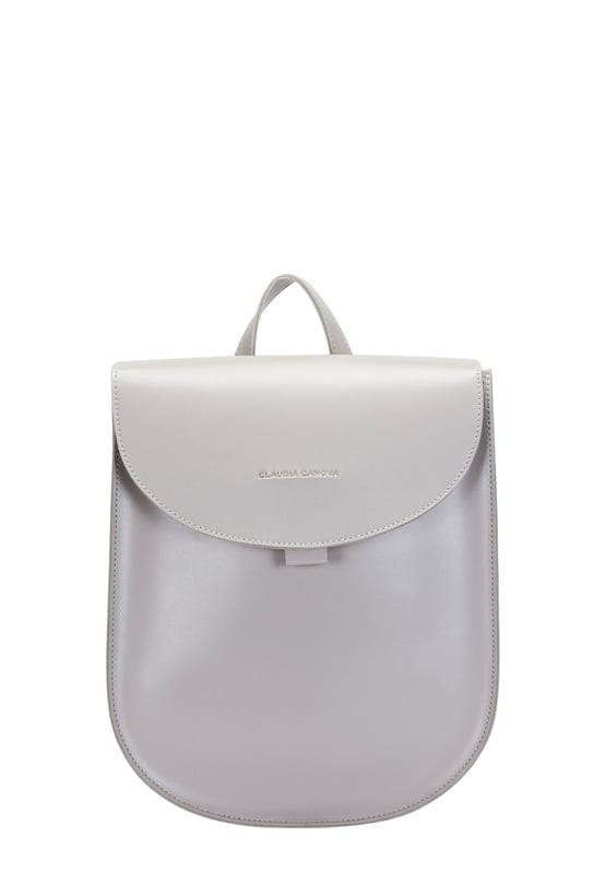 You’ll be ready to take on anything the day holds with our minimalistic backpack uplifting any outfit. This wardrobe staple can be styled up or down from a floral dress to mom jeans, the unique, contemporary shape featuring gun metal buckle detailing and our debossed logo creates a chic and unforgettable look. Features: , Claudia Canova blind debossed logo, Flapover front with mag-dot fastening, Grab handle, Two adjustable backpack straps, Gunmetal hardware Style Ref: 84312 GREY