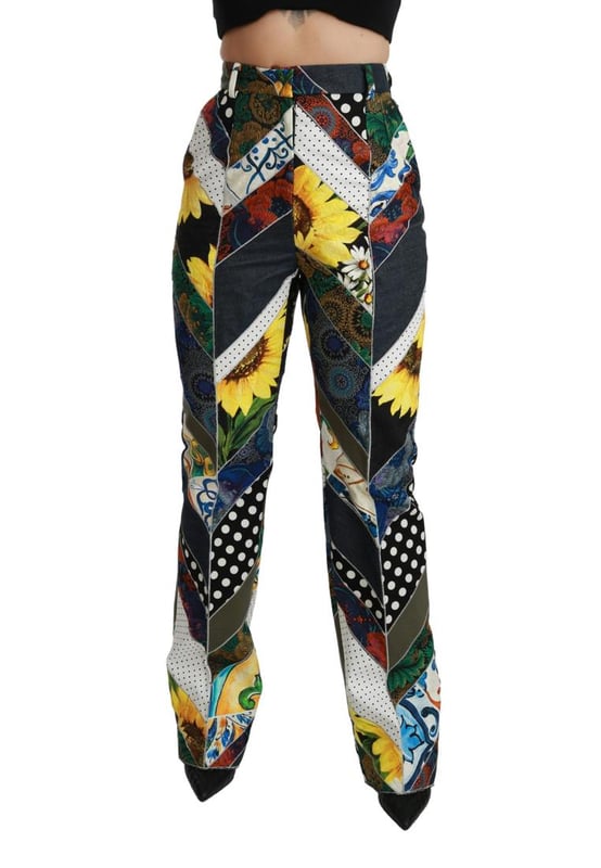 Fantastiskt, helt nytt med etiketter  
Tillverkat i Italien  
Hög midja och rak passform  
Tillverkat av en blandning av bomull, polyester, nylon, siden, linne och rayon  
Flerfärgad design  
Dragkedja och knappstängning  
Subtila logodetaljer  
Material: 55% bomull, 20% polyester, 10% nylon, 5% siden, 5% linne, 3% rayon, 2% rayon
