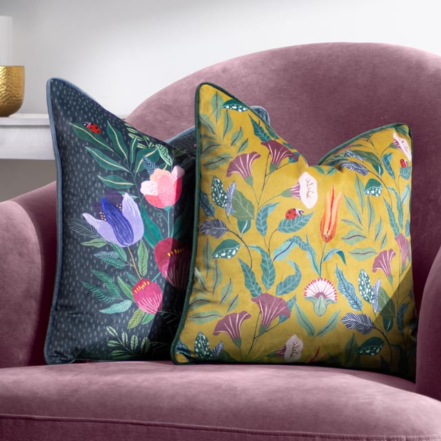 Inspired by summer gardens with a vibrant colour palette, the Wild Garden Posies cushion is an on-trend, hand-painted printed design set against a cool-grey, opulent velvet background. Complete with a velvet-piped trim, this design is bound to make a statement in any interior. Size:43 cm x 43 cm