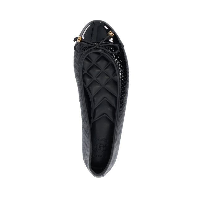 Classic ballet flats like our wide-fit Hallo style are a Dune London signature. This round-toed silhouette culminates in a chic quilted footbed and bow detailing that is enhanced with or bespoke branding charm. Finished with a toe top, this versatile style pairs perfectly with everything in your everyday wardrobe.