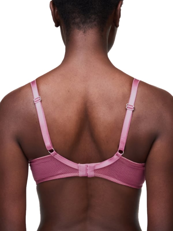 Passionata Brooklyn Plunge Bra. With smooth cups, graphic tulle and tulle lining. Product is recommended hand wash only.