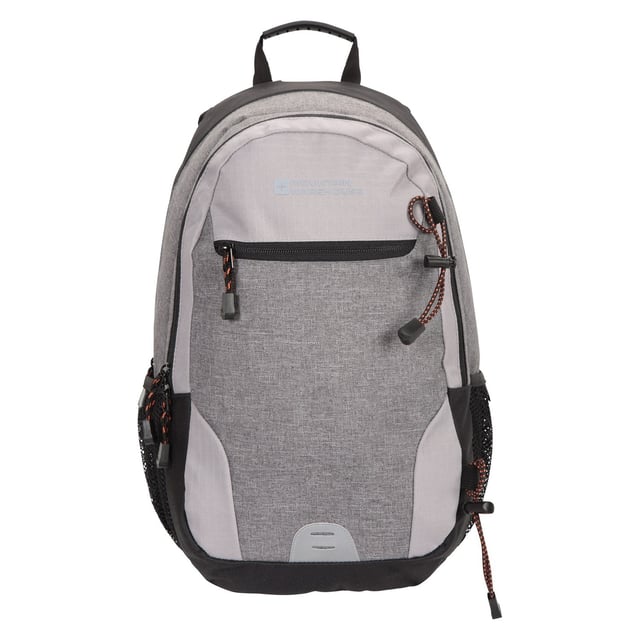 Äußere Materialien: 100% Polyester. Füllung Material: 88% Schaumstoff, 12% PU-Schaumstoff. Höhe: 45cm. Länge: 30 cm. Breite: 21cm. Stoff-Technologie: Atmungsaktiv. Design: Kontrast, Logo. Verschluss: Reißverschluss. Verstellbarer Riemen, Air-Mesh-Rücken, Laptop-Hülle, Organizer-Fach, gepolstertes Fach, gepolsterter Mesh-Rücken, reflektierende Details. Fächer: 2 Flaschenhalter, Fach mit Reißverschluss. Fassungsvermögen: 23L. Futterstoff: 100% Polyester.