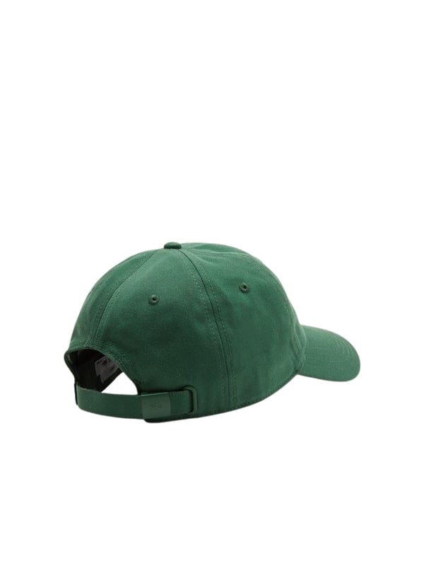 Vervollständigen Sie Ihren lässigen Look mit der zeitlosen Eleganz der Lacoste Unisex Basecap. Ausgestattet mit einem verstellbaren Riemen mit Schnalle für eine individuelle Passform und einem vorgeformten Schirm für optimalen Sonnenschutz. Das klassische Krokodil-Logo verleiht dieser Cap einen Hauch von Raffinesse. Perfekt für einen entspannten Tag im Freien oder als stilvolles Accessoire für Ihren Alltagslook.