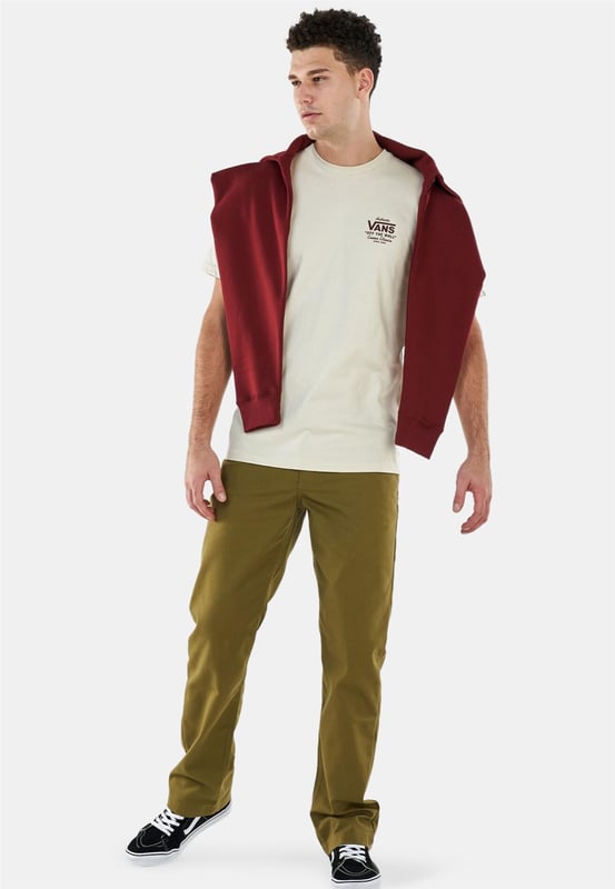 The Vans Holder Classic T-Shirt has a crew neck, short sleeves and Off the Wall graphics on the left chest and back.