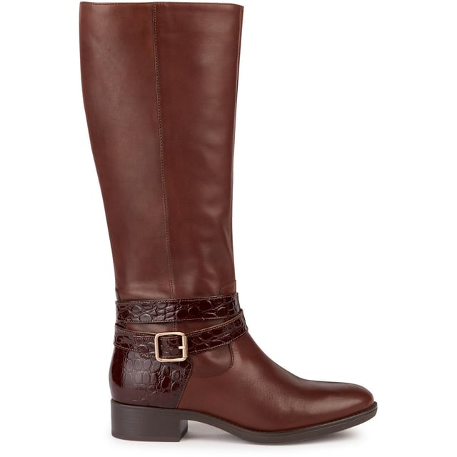 Felicity is a breathable boot for women that  puts a new spin on a classic aesthetic. With a plain-leather upper lifted with attractive detailing and a crocodile-effect printed belt, it will guarantee a mettlesome look that draws all eyes.
