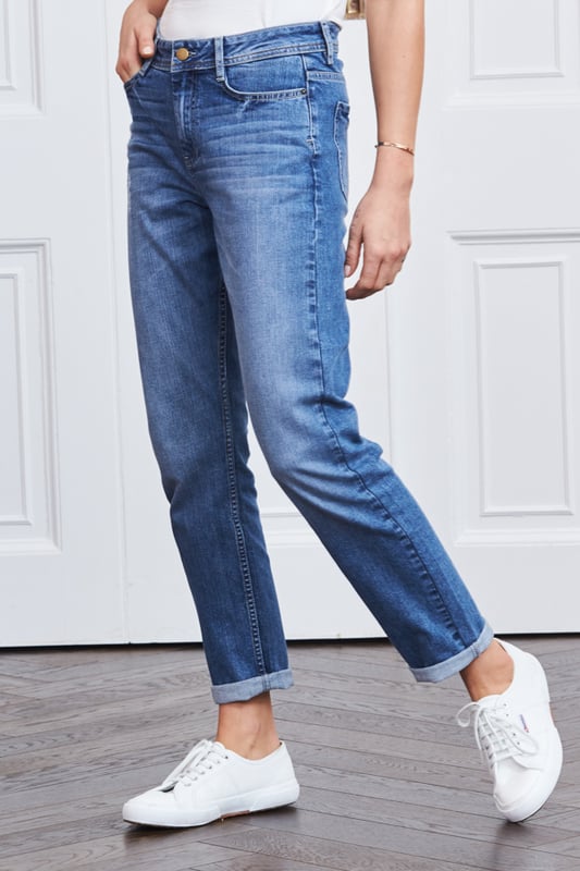 REASONS TO BUY:Consider them a wardrobe essentialClassic mid-blue washRelaxed boyfriend style for serious comfortAvailable in three leg lengths for the perfect fitDistressed detailsYou can't go wrong with a white tee and trainersInside leg to fit: Short - 29" | Regular - 31" | Long - 33".