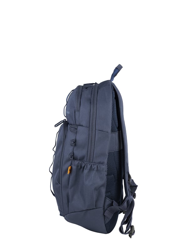 Unisex rugzak met ritssluiting. twee open binnenzakken. twee ritssluitingen aan de voorkant en twee open zijritsen met externe zakken. ontbrekende schouderband.  Handvat van gerecycled polyethyleentereftalaat. een binnencompartiment.  extern materiaal.  Binnenkant van gerecycled polyethyleentereftalaat. Afmetingen: 28,5x45,5x13,5 cm. Modeproduct