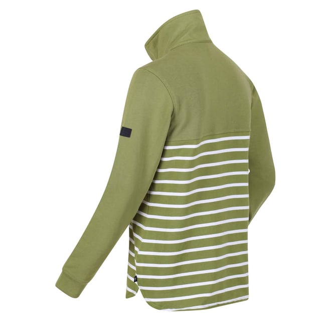 The Camiola ll women's fleece from Regatta is the perfect layer. The women's pullover fleece is made with Coolweave cotton fabric, providing a durable and comfortable fit. Pop over t-shirts for warmth on cooler days. Easy on-off wear, with flattering shaped hemline. Material: 60% Organic Cotton, 40% Polyester. Ref: RWA472P7Q.