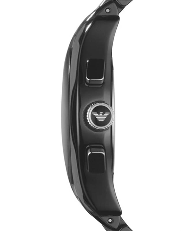 PRODUKTINFO Gehäusedurchmesser: 42 mm Gehäusematerial: Keramik Wasserdicht: 30 Meter Uhrwerk: Quarz (Batterie) Zifferblattfarbe: Schwarz Armbandmaterial: Keramik Schließe Typ: Verdeckte Faltschließe Geschlecht: Männlich BESCHREIBUNG Herren Emporio Armani stilvolle schwarze Keramik-Designer-Uhr. Diese Uhr ist komplett mit einem Datumsfenster, drei Chronographen Unterzifferblätter und ein japanisches Quarzwerk. Diese begehrenswerte Uhr schließt mit einem schwarzen Keramik Multi-Link-Armband und hat ein schwarzes Zifferblatt mit silbernen römischen Ziffern Indexe.