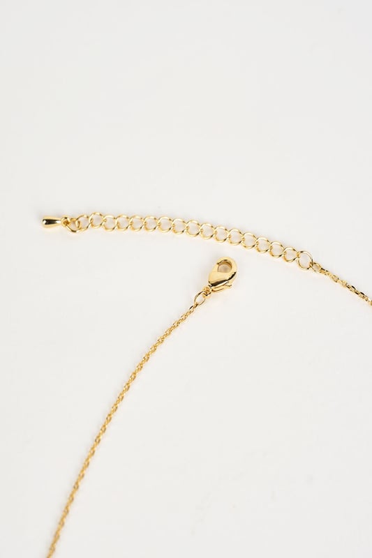 Pearl Bow Tie Necklace in Gold
Colour : Gold
Size : 39+5cm
Made in Korea
SKU: JE310024