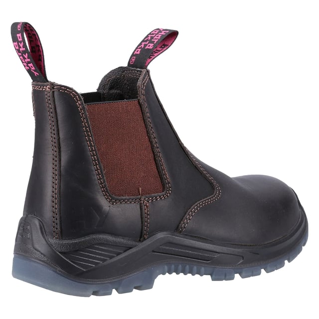 Der Banjo Zwickelstiefel zum Anziehen bietet Stil und Komfort. Er ist mit einem wasserabweisenden Obermaterial aus Vollnarbenleder, einer PU-Zwischensohle und einer recycelten TPU-Laufsohle ausgestattet, die vom Global Recycle Standard (GRS) anerkannt ist.