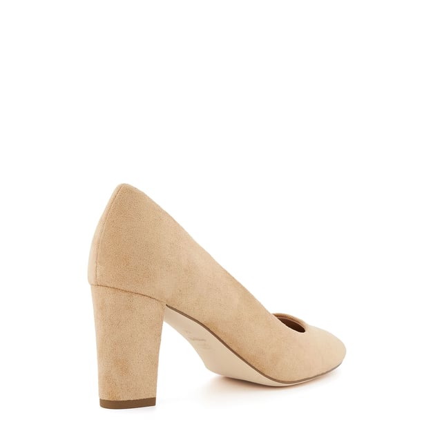 Signature shoes for ladies deals