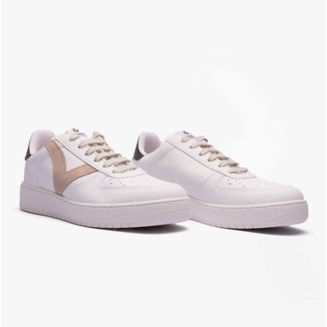 Victoria MADRID CONTRAST FAUX LEATHER Womens Trainers Taupe

 Upper Material: Faux Leather

Lining Material: Textile

Sole Material: Synthetic

Closure/Fastening: Lace-Up

Features: Lightweight,Breathable,Adjustable

Toe Shape: Round

Shoe Width: Regular

Item Weight: 1 KG

Heel Height: Flat (Under 2.5cm)

Gift Boxed: No
Product Code: 1258201/ARE