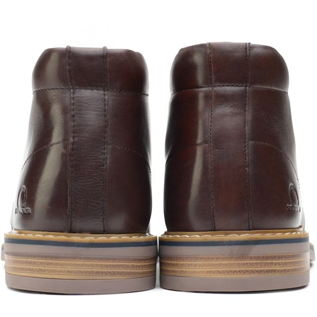 Mens brown Chatham Marine buckland boots, manufactured with leather and a rubber sole. Featuring: padded collar, embossed chatham branding and padded insole.
