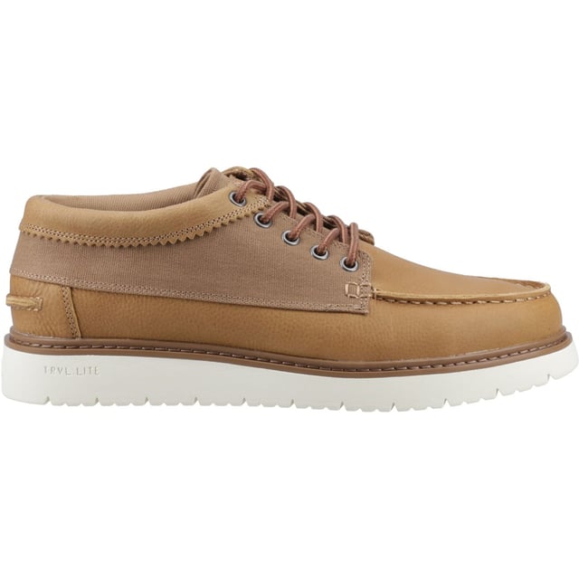 The Forrest features TOMS signature TRVL LITE technology for an ultra-lightweight feel, with OrthoLite insoles for maximum comfort, and high-quality leather for style and durability. Travel-ready and everyday-approved.