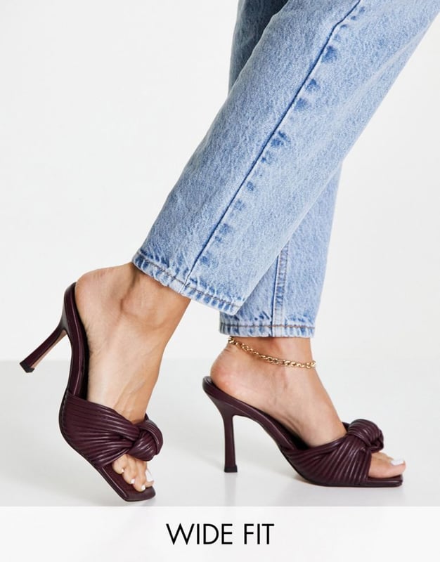 Wide fit heeled mules store