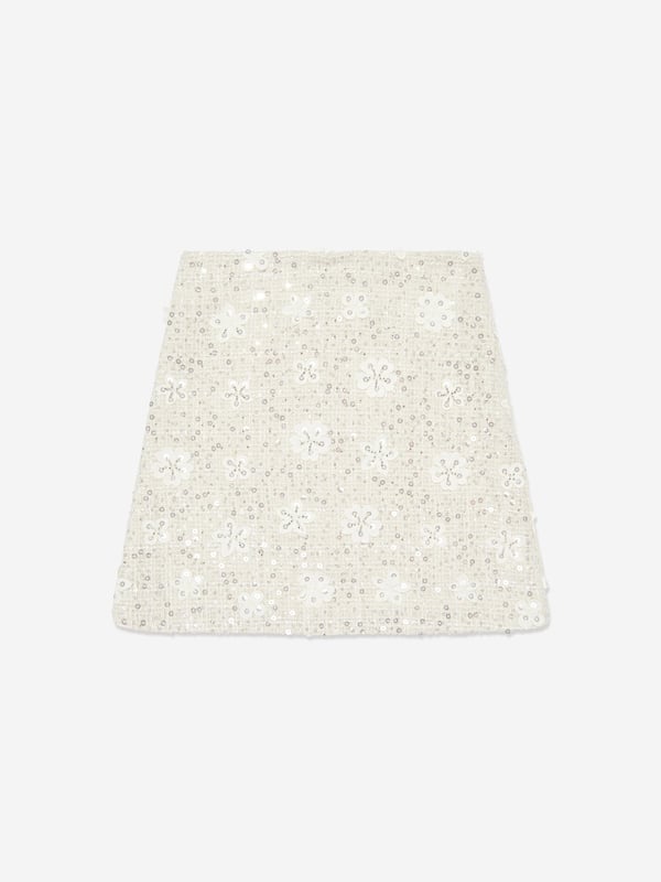 Introducing the exquisite Girls Sequin Embroidered Skirt in White from mama luma, a dazzling addition to any girl's wardrobe for AW2024! Here are the standout features that make it an essential:‚ Luxurious Design: Crafted with sparkling sequins &amp; delicate embroidery for an enchanting look.‚ Elegant White Hue: A pristine white colour that offers a sophisticated and timeless charm.‚ Premium Fabric: Constructed from top-tier materials ensuring comfort &amp; durability.‚ Versatile Style: Perfect for festive events or stylish everyday wear.Elevate your little one's fashion game with this stunning skirt by mama luma. Order now and let her shine like never before!