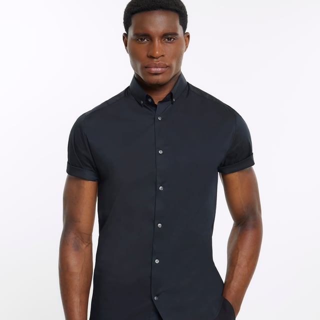 RI branding, Muscle fit, Collar neck, Short sleeve, Button fastening, Our model wears a UK M and is 185.5cm/6'1'' tall, 2 for £35 / "45 / $70 / 499 SEK, Cool Iron, Do Not Bleach, Do Not Dry Clean, Do Not Tumble Dry, Machine Wash 40oC Gentle