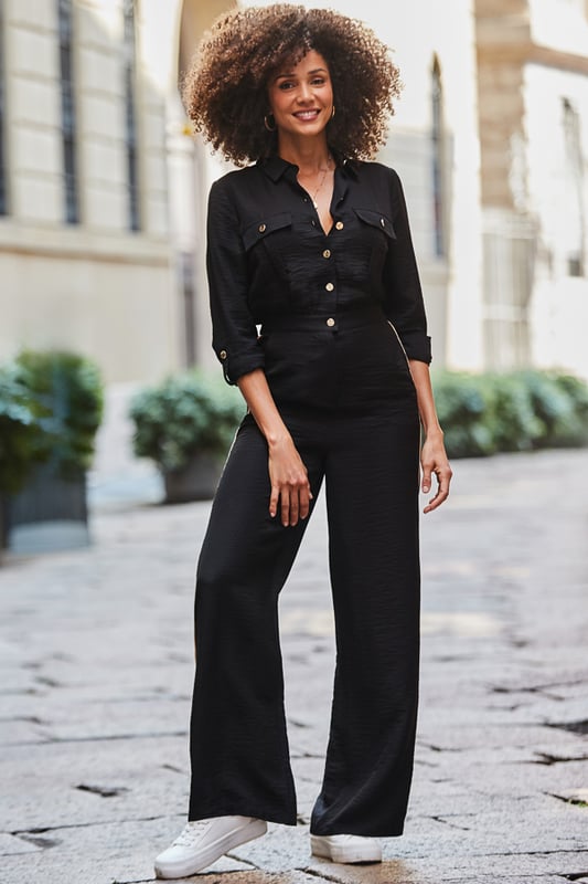 We've done the styling for youSmart button-front silhouette - it'll be your new 9-5 favouriteCinched waist and comfy-chic wide legs Soft crepe fabric drapes beautifully Sports luxe side stripe detail Think courts for work, trainers on weekends Inside leg to fit: Short 29" | Regular 31" | Long 33"