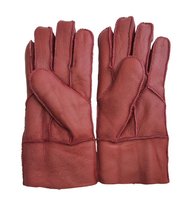 Experience luxurious warmth and timeless elegance with Infinity’s Unisex Super Soft Sheepskin Gloves. Crafted from premium quality sheepskin, these gloves provide unmatched softness and comfort, wrapping your hands in cozy warmth. The refined stitch detailing adds a subtle touch of sophistication, making them a versatile accessory for any occasion.
Available in a range of classic colours, these gloves seamlessly complement your wardrobe and enhance your style. With multiple sizes to choose from, you’ll find the perfect fit for ultimate comfort and flexibility. Blending traditional craftsmanship with modern functionality, Infinity’s Unisex Super Soft Sheepskin Gloves ensure both protection and style, so you can step out confidently, knowing you're wearing the finest quality gloves.
Sizing and Fit
These gloves may feel snug initially, but with a few hours of wear, the lambskin will naturally stretch and conform to your unique fit.
