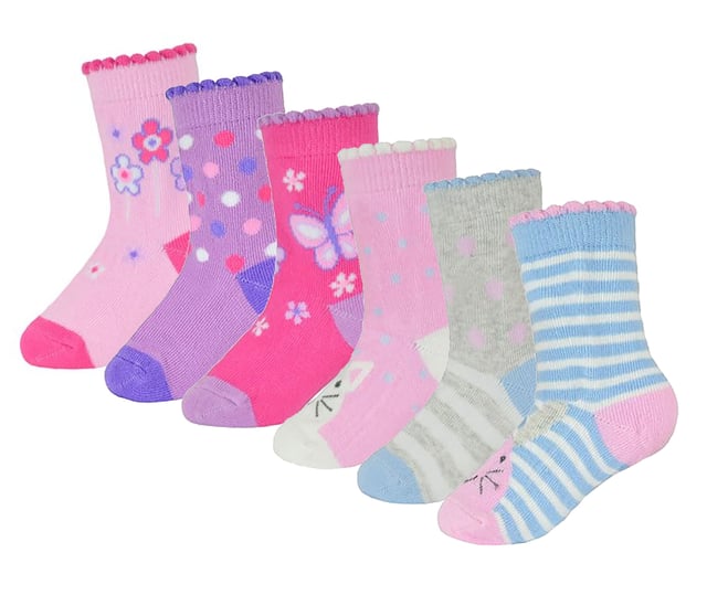 Si necesitas abastecer el cajón de los calcetines de los más pequeños, pero quieres asegurarte de tener calcetines que les duren y que sean suaves y cómodos para sus piececitos, ¿por qué no te decides por estos fantásticos calcetines de algodón de 6 unidades con estampado de mariposas y animales? Diseñados pensando en tu pequeña, estos calcetines vienen con bonitos dibujos de mariposas. Con magníficos colores rosas, morados y azules, así como dibujos de conejitos, gatos y mucho más, hay mucho donde elegir en un solo paquete. Son perfectos para la primavera. Estos calcetines para bebé niña son de Algodón Rico, lo que garantizará que sus pies permanezcan súper suaves y cómodos durante todo el día. Estos calcetines vienen en 6 pares con Mariposas, Conejos, Gatos y más en ellos y están disponibles en 3 tamaños: 0-6 meses, 6-12 meses y 12-24 meses. Están fabricados con un 78% de algodón, un 20% de poliéster y un 2% de elastano, y se pueden lavar a máquina.