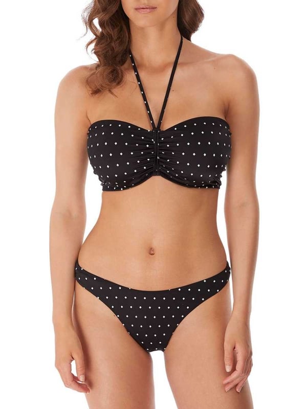 Freya Jewel Cove Underwired Bandeau Bikini Top. With lightly padded foam cups, halter neck ties and low gathered centre front. Product is made of 84% Nylon/Polyamide, 16% Elastane and is recommended hand-wash only.