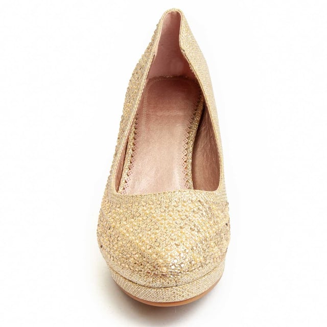 Hoge hakken voor dames. Comfortabele pasvorm. Gemaakt door andere merken voor ons merk. Geschatte afmetingen: 8 cm hak.