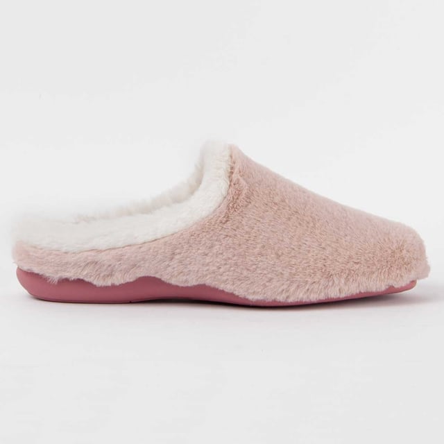 Hecho en España. Zapatilla de casa para mujer. Calce cómodo. Fabricada en materiales veganos. Fabricado por otras marcas para nuestra marca.