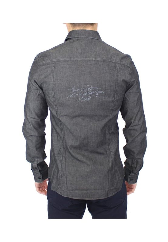 100% Authentic ERMANNO SCERVINO gray denim stretch casual shirt
  Button front style
  Made of 98% cotton and 2% elastane
  Gray color
  Logo detailing
  Perfect for a casual yet stylish look
Material: 98% Cotton 2% Elastane