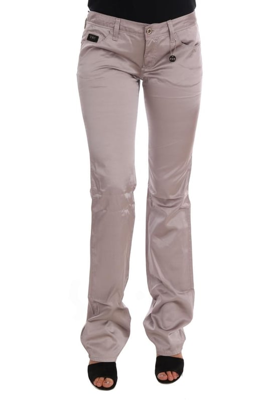 Marca: CoSTUME NATIONAL CNC  
Ajuste: Ajuste slim  
Color: Beige  
Material: 65% Rayón 35% Algodón  
Cierre: Cremallera y botón  
Detalles del logo  
Hecho en Italia